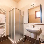 Ca' La Pergola مزرعة للإقامة لوغانيانو
