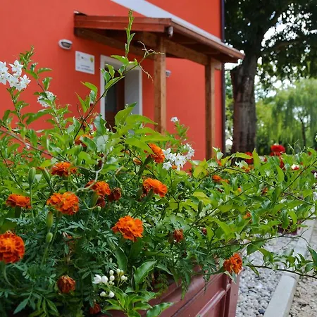 Ca' La Pergola Farm stay