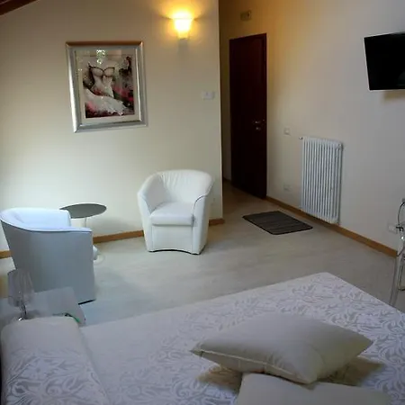 Ca' La Pergola Farm stay Lugagnano